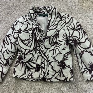 Petite brown flower blazer!